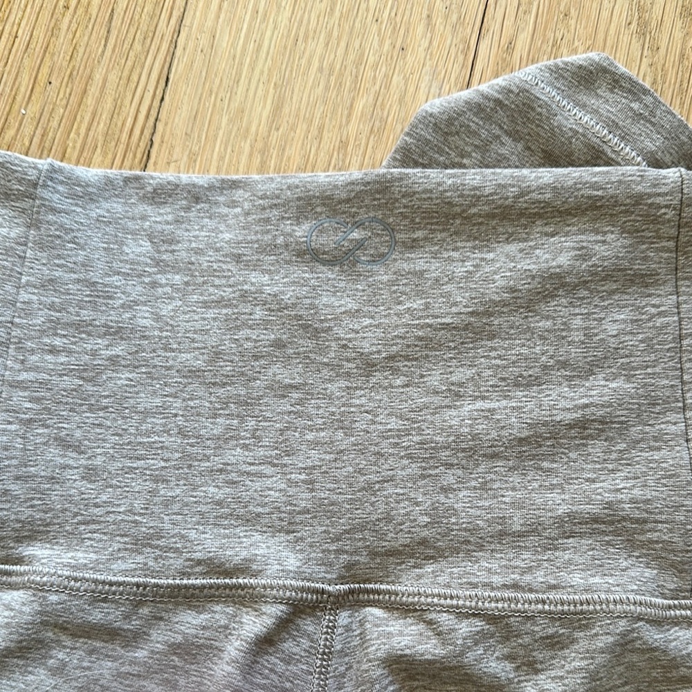 Closing shop! All offers considered! - Picture 4 of 7